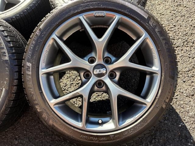プジョー 308、ボルボに！スタッドレスセット BBS SR SR007