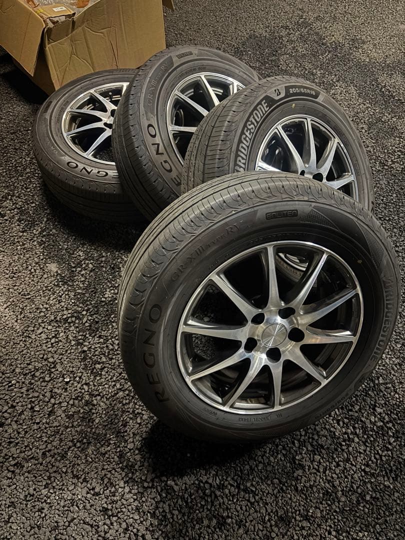 2025年BRIDGESTONE REGNO 16インチ タイヤホイールセット