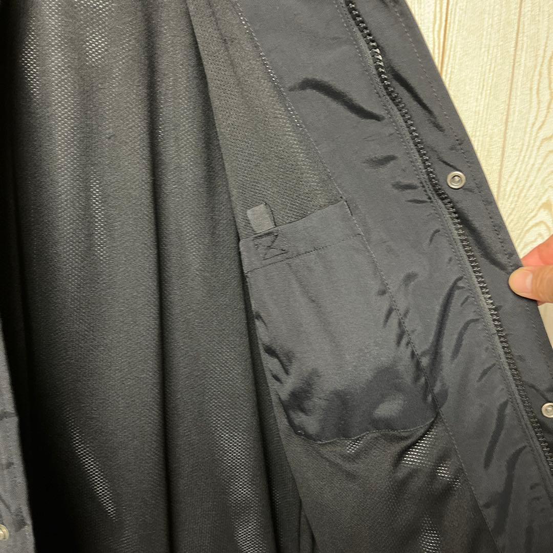 Carhartt（カーハート）ナイロンジャケット