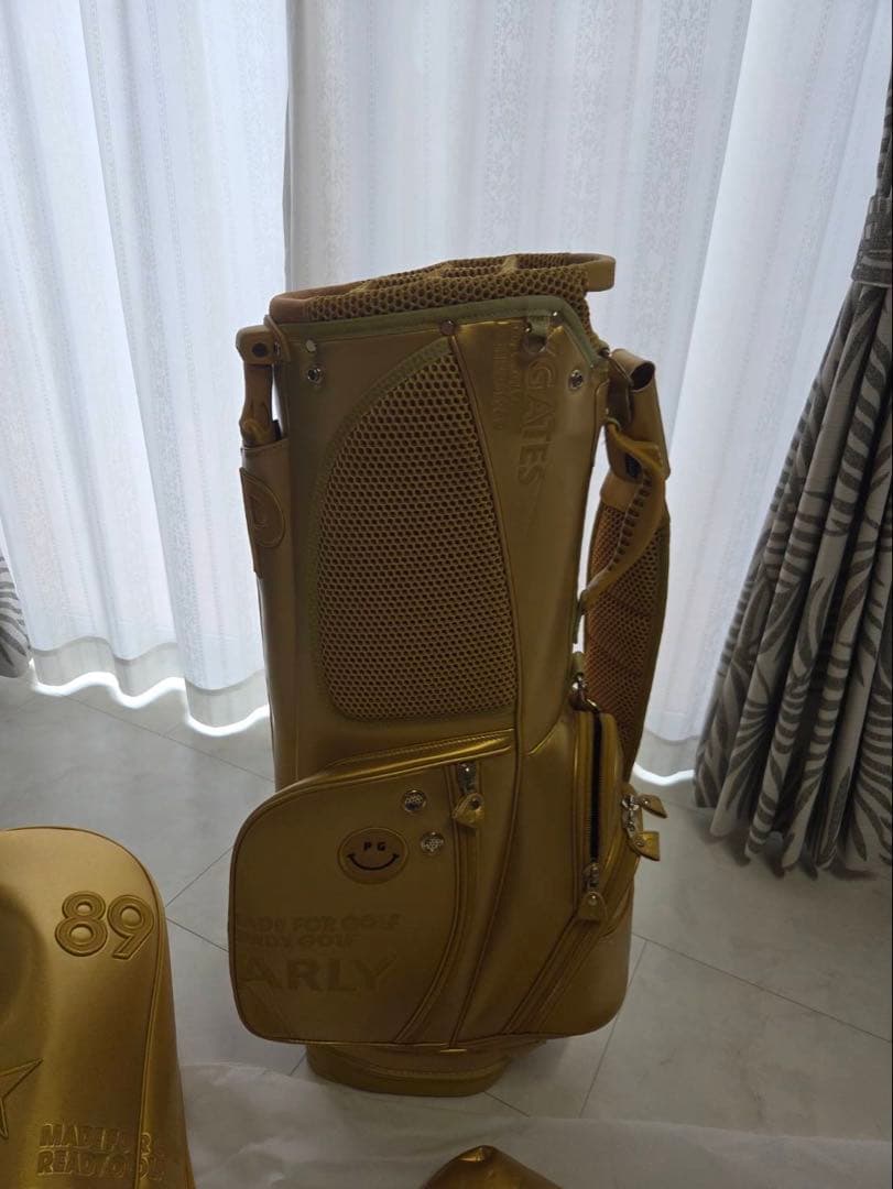 PEARLY GATES ゴールド キャディバッグ