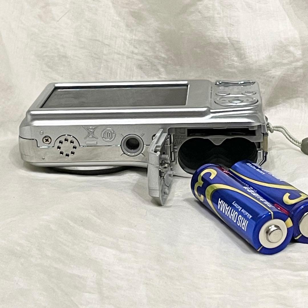 乾電池 FUJIFILM Finepix AV100デジタルカメラ 動作確認済