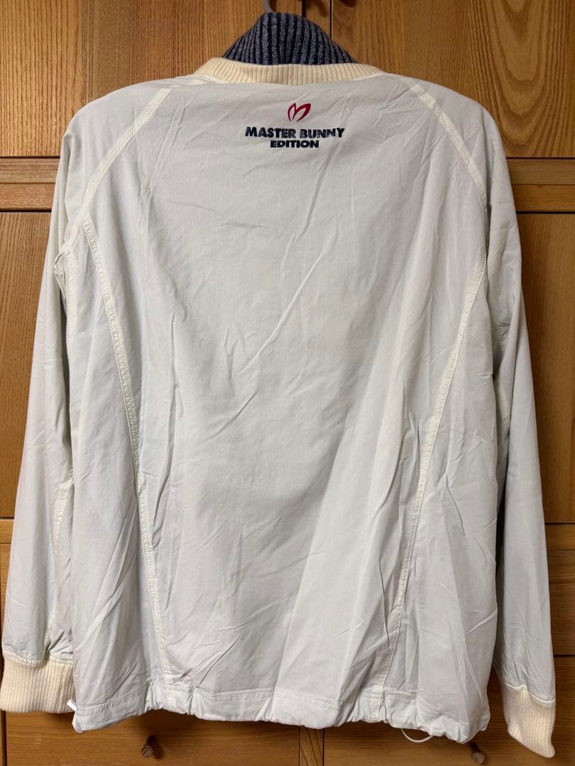 マスターバニーエディションゴルフナイロンジャンパー２枚重ね