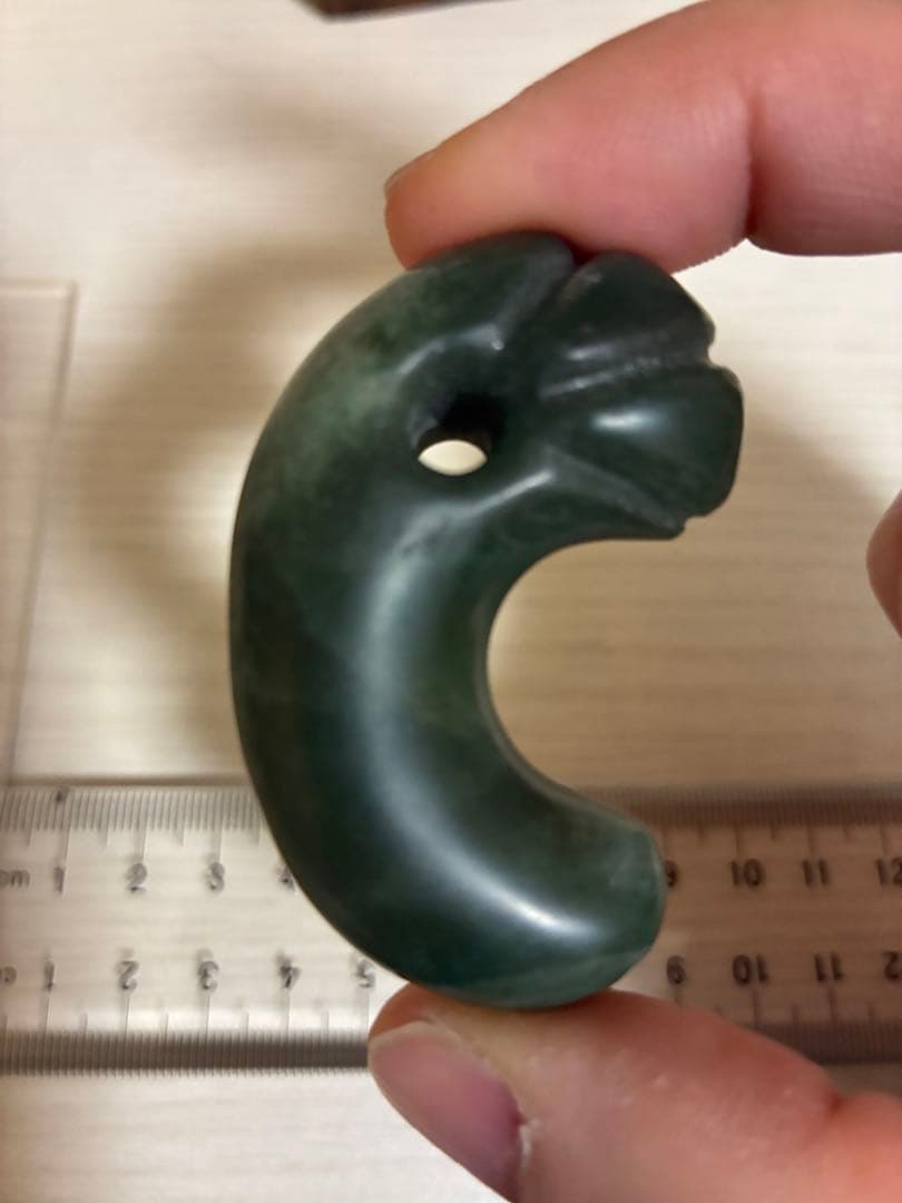 勾玉　出土品　出雲石　古墳期　希少　37g