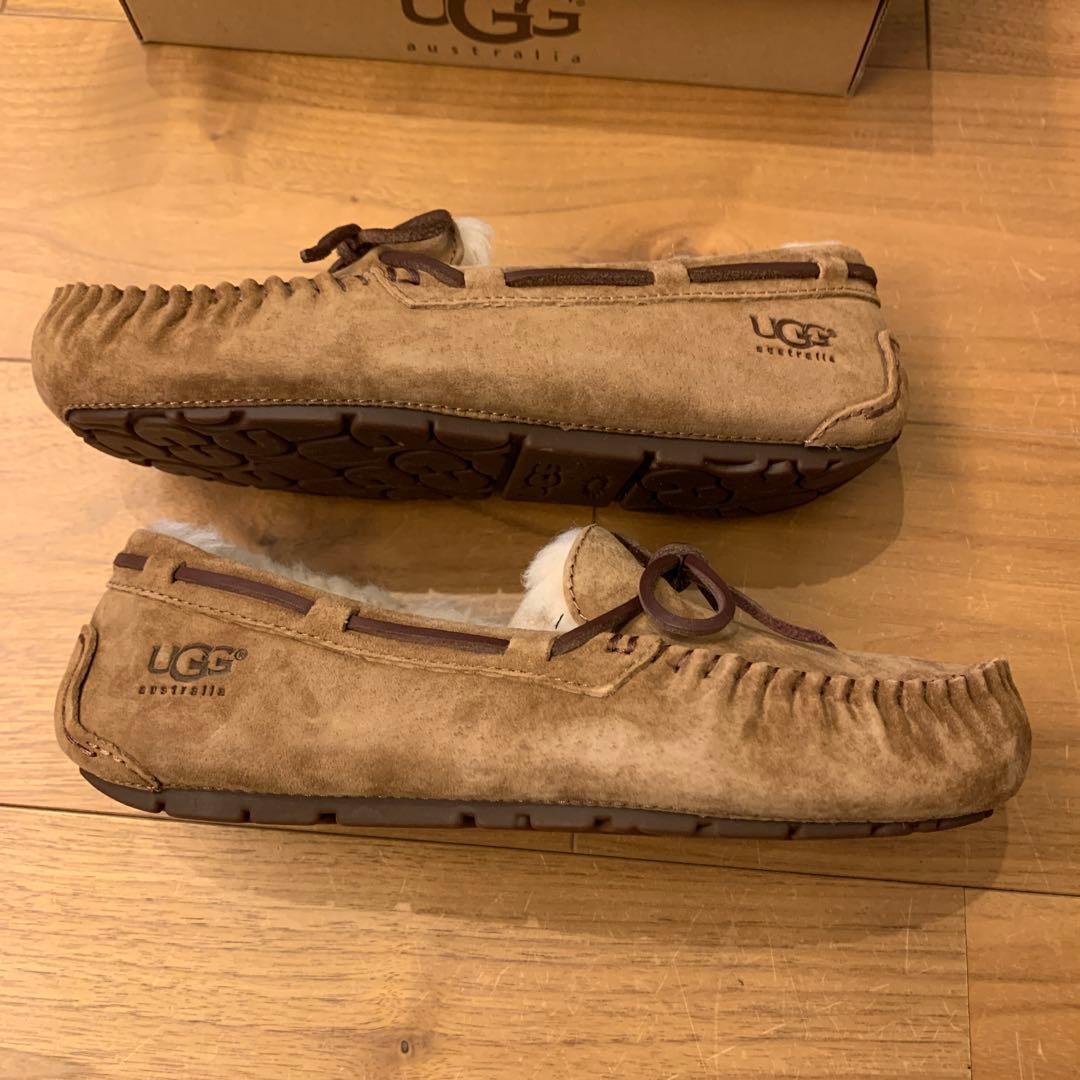 UGG モカシン 24cm 新品未使用　アグ　W DAKOTA