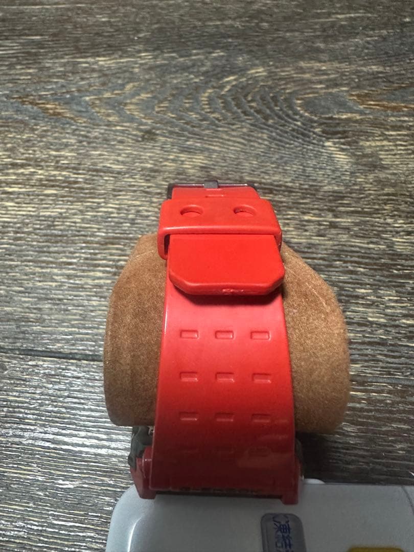 CASIO G-SHOCK 赤　g-8100