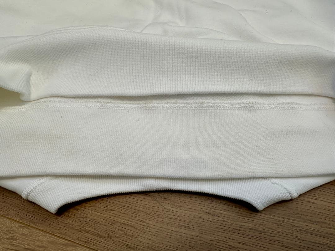 STONE  クルーネックスウェットシャツ