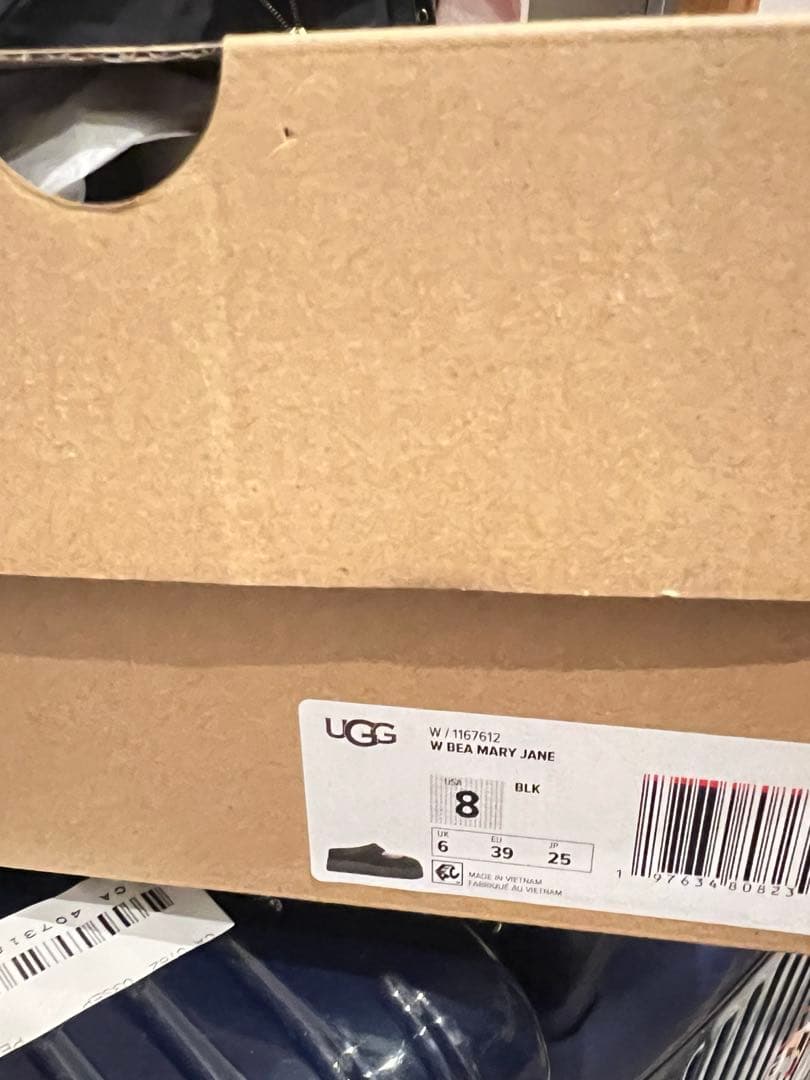 UGG ブラック スリッポン ムートンブーツ