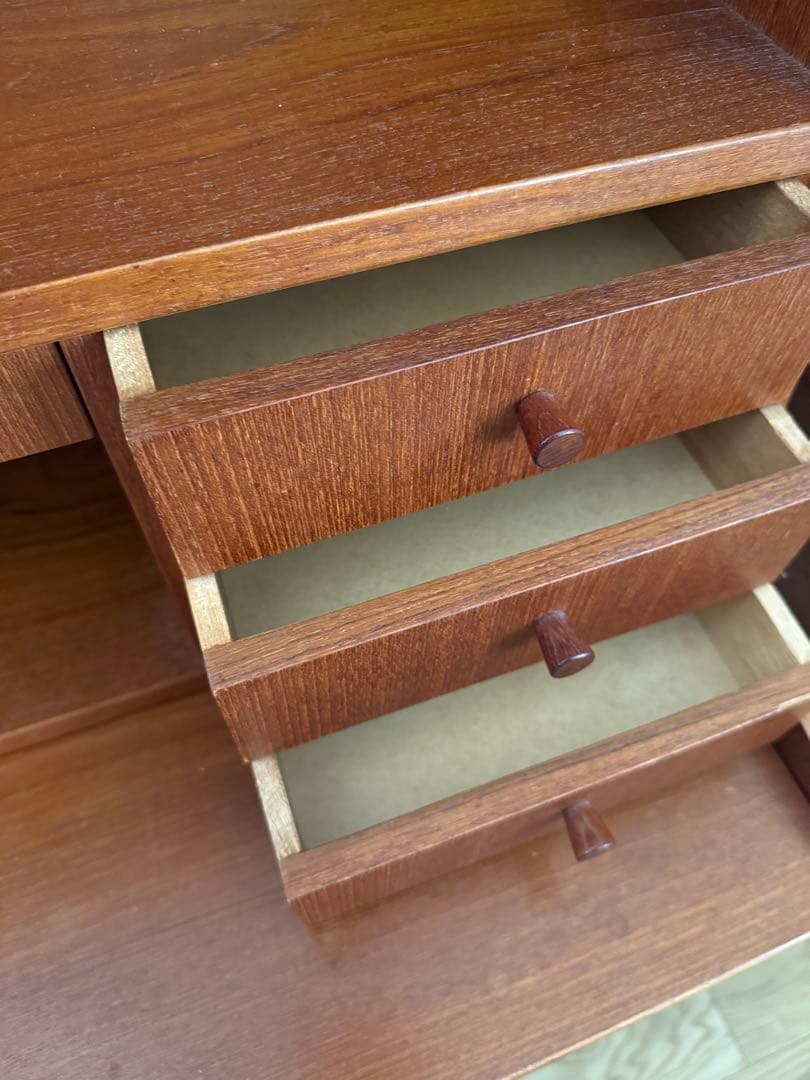 ロイズアンティークス ビューローブックシェルフ