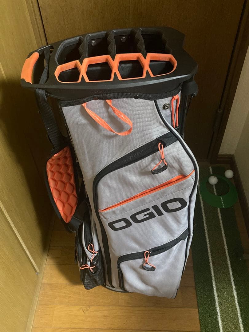 OGIO オジオ　ゴルフバッグ・キャディバッグ グレー/オレンジ