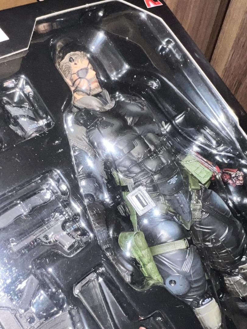 【未開封品】PLAY ARTS改 L GEAR SOLID V スネーク