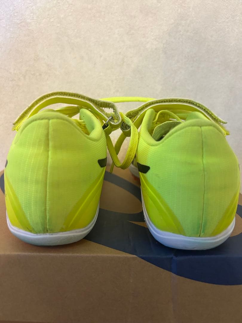 ふわふわ様　ASICS SP BLADE10 スパイクシューズ イエロー