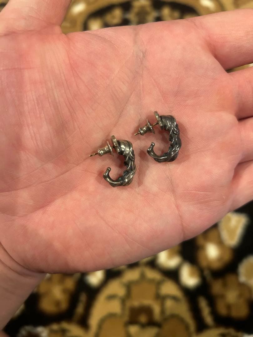 ラットレース　ヴィーナススカルピアス