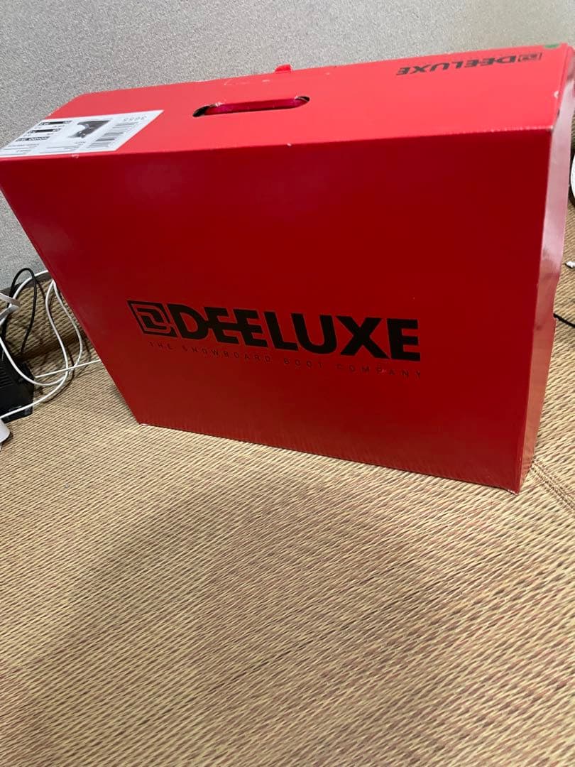 ディーラックス エンパイア EMPIRE 2023-2024 DEELUXE