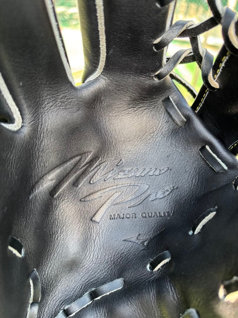 早い者勝ち　ミズノプロ硬式グローブ 左外野手用　黒 レザー　高校野球対応　超美品