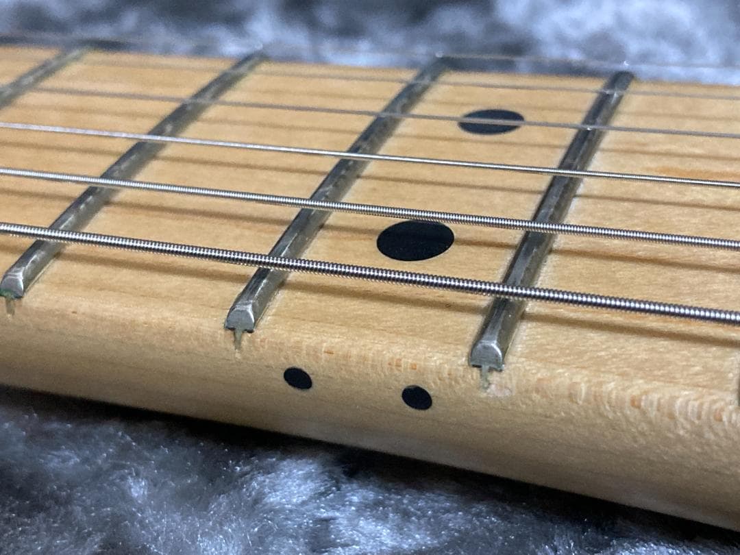 Fender American Professional Stratoメンテ済み
