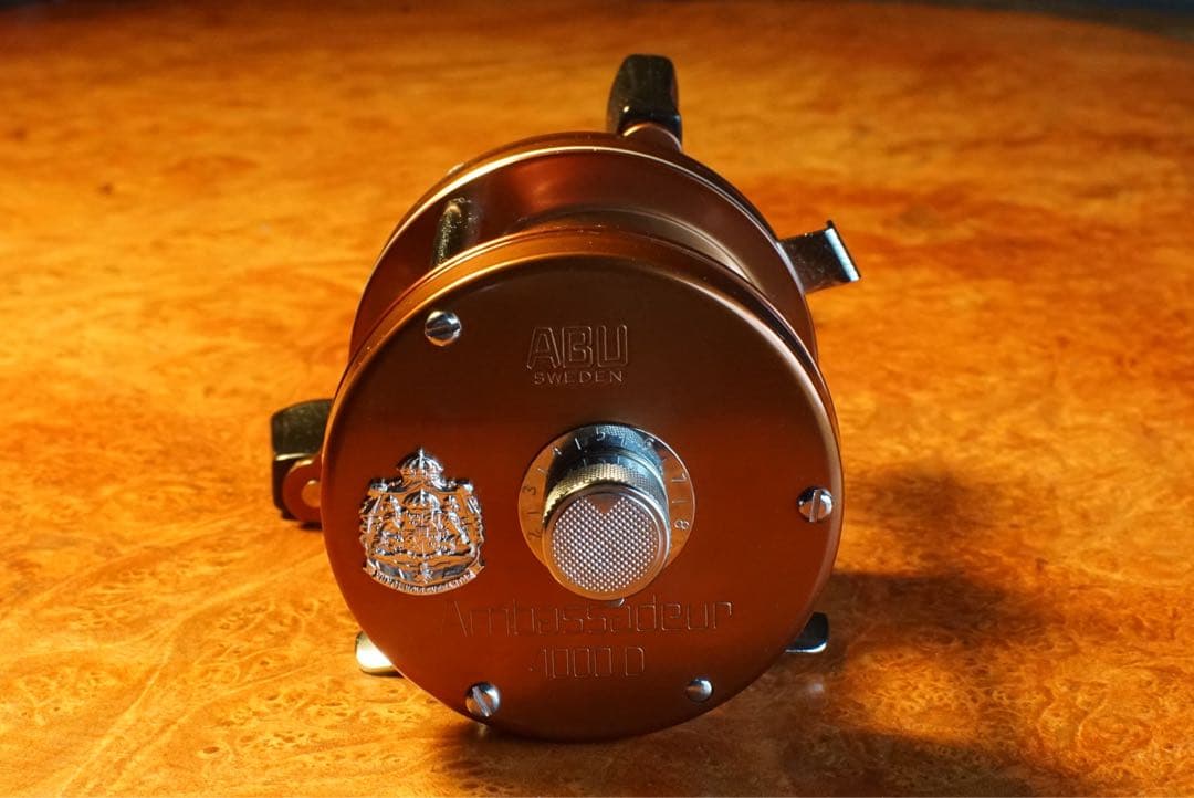 ABU アンバサダー 4000 D メンテ済 フレーム修正済