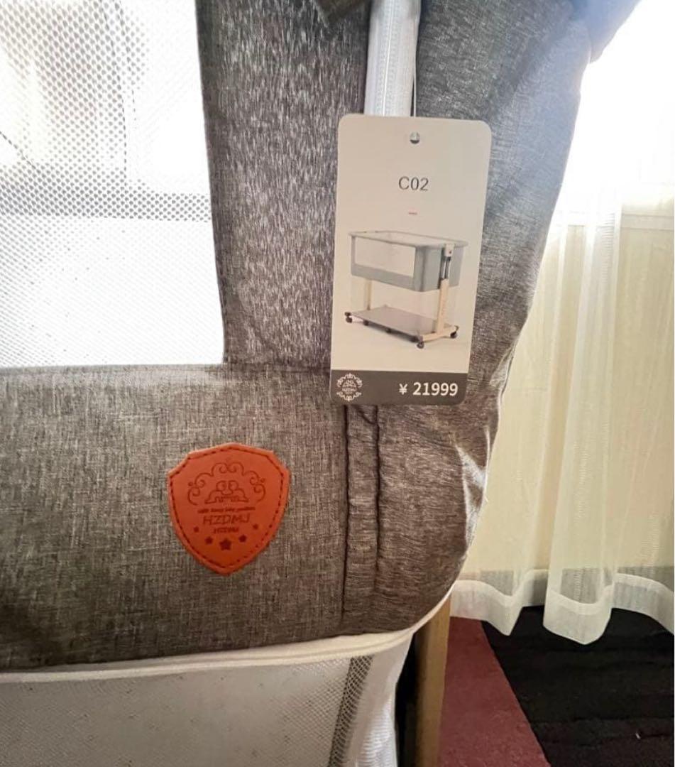 新品未開封ベビーベッド 添い寝ベッド乳児用ベッド 多機能組み立て簡単