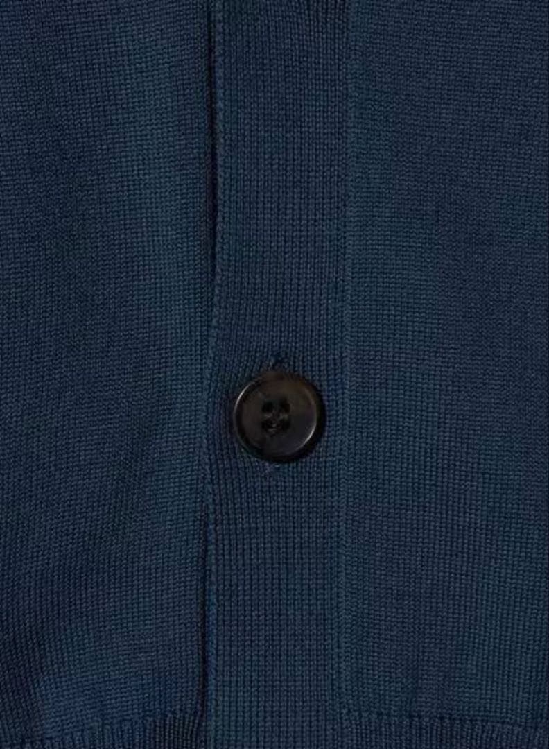 vネック　カーディガン