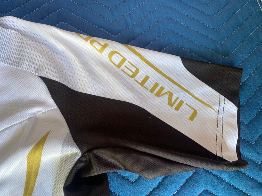 現行　シマノ　リミテッドプロ　鮎　シャツ　半袖