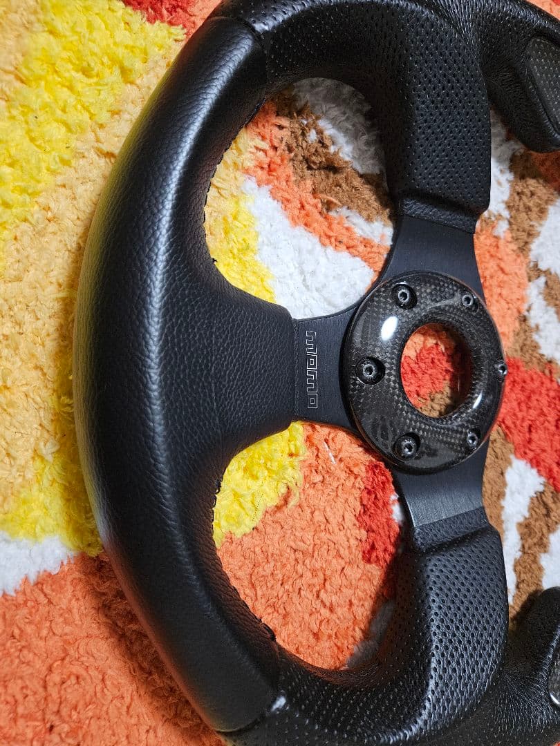 さくら【美品】MOMO スポーツステアリング JET 320mm