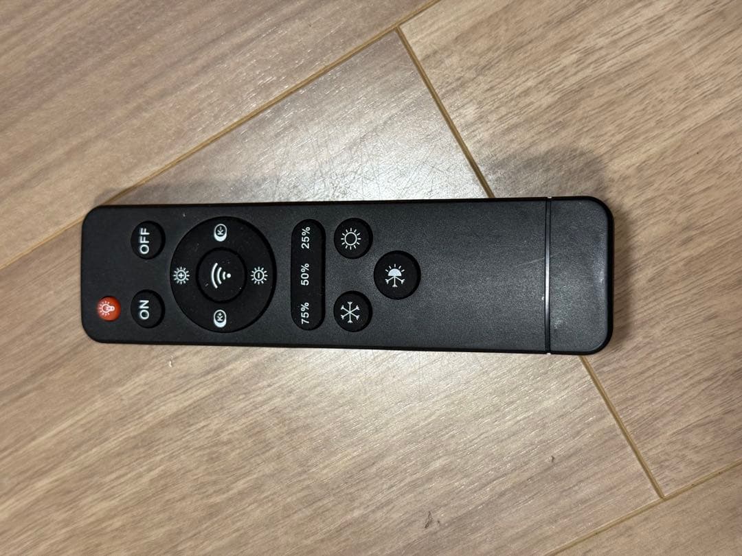 エジソンスマート スポットライト ミニシーリングライト各2個(計4個)、リモコン