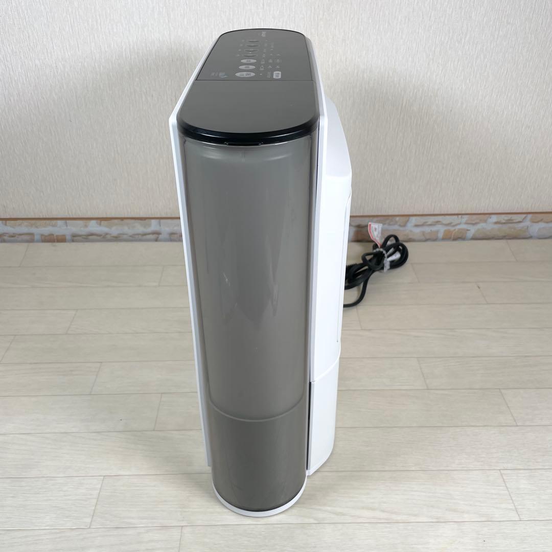 シャープ　加湿セラミックヒーター　HX-TK12-W　2024年製　暖房