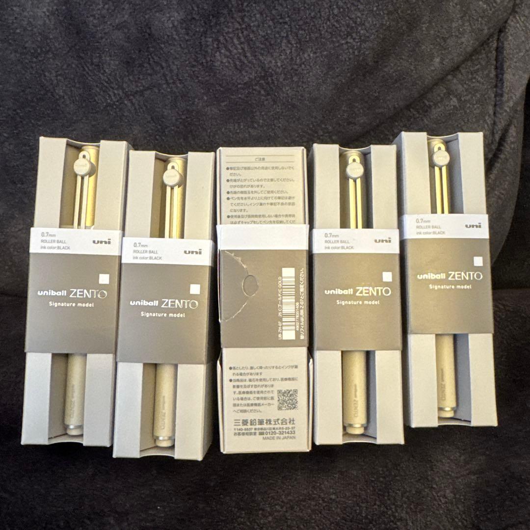 ユニボールZENT シグニチャーモデル　0.7 ゴールド