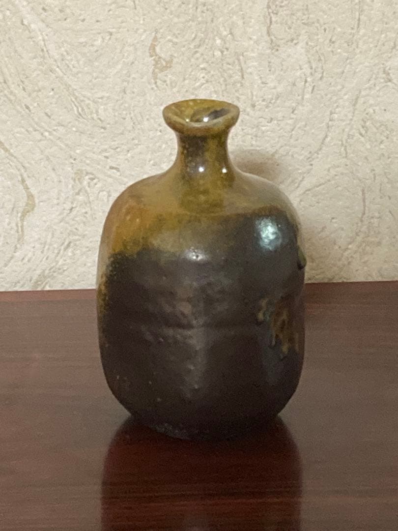 末田　恵［師：安倍安人] 伊部徳利（備前）