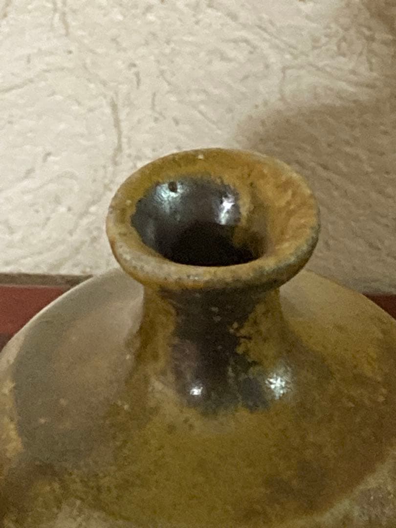 末田　恵［師：安倍安人] 伊部徳利（備前）