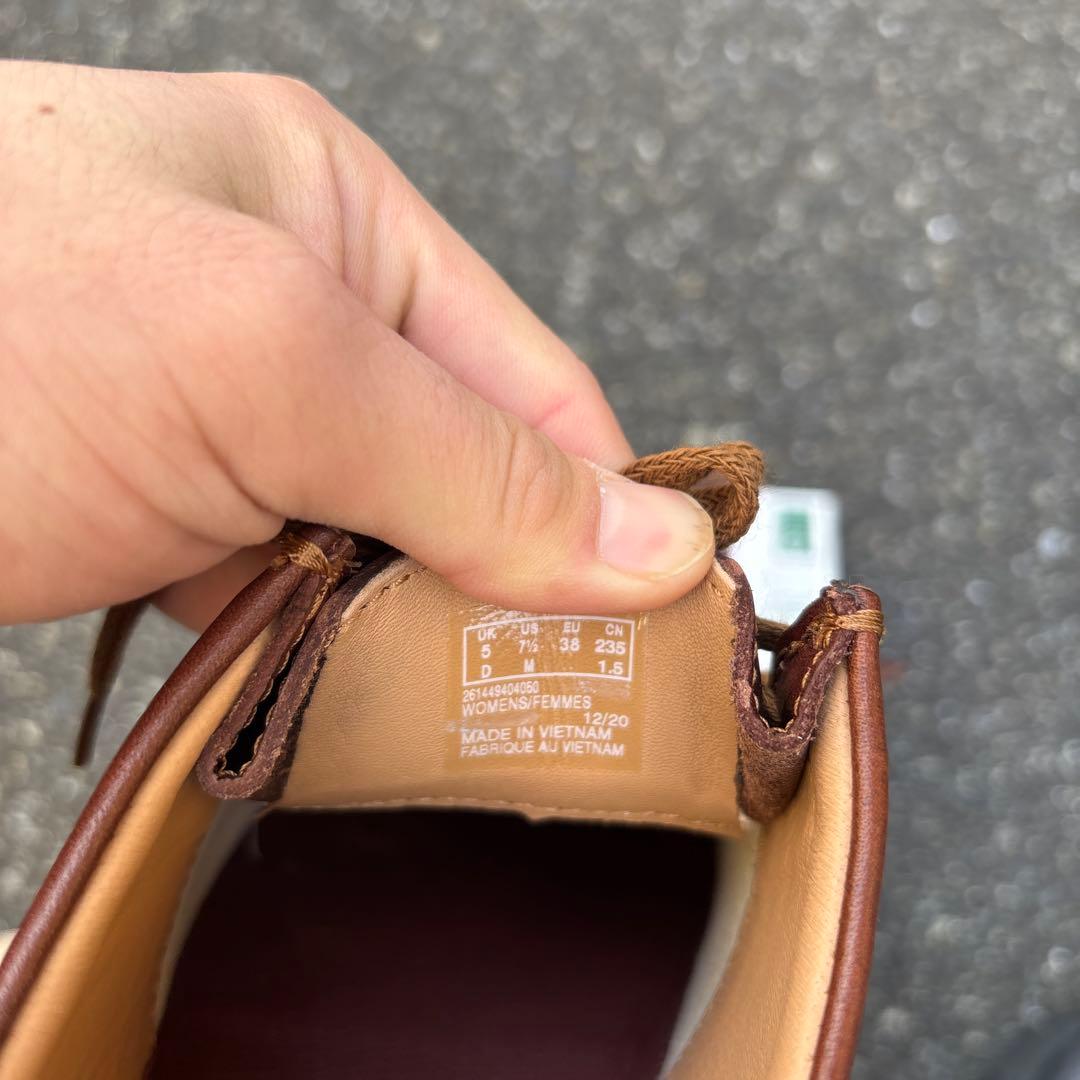 CLARKS ORIGINALS ナタリー 新品 クラークス モカシン タグ付き