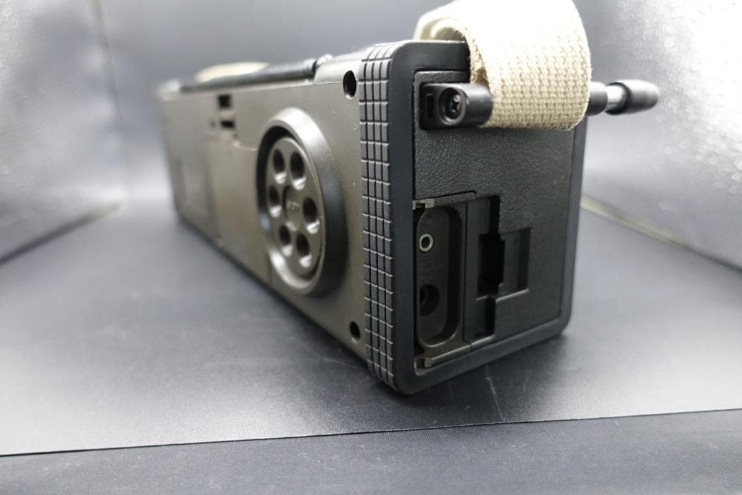 SONY Sky Sensor 6000 4バンド・ラジオ ICF-6000