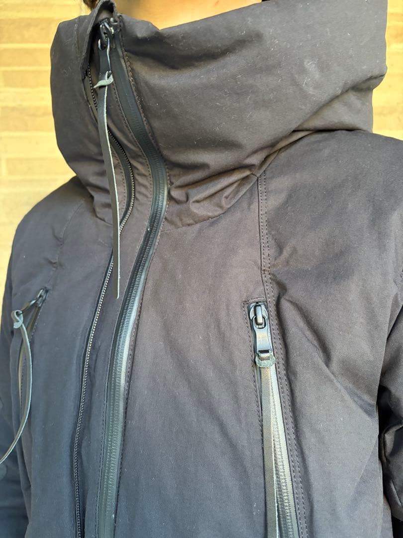 The Viridi-anne × RIPVANWINKLEダウンジャケット