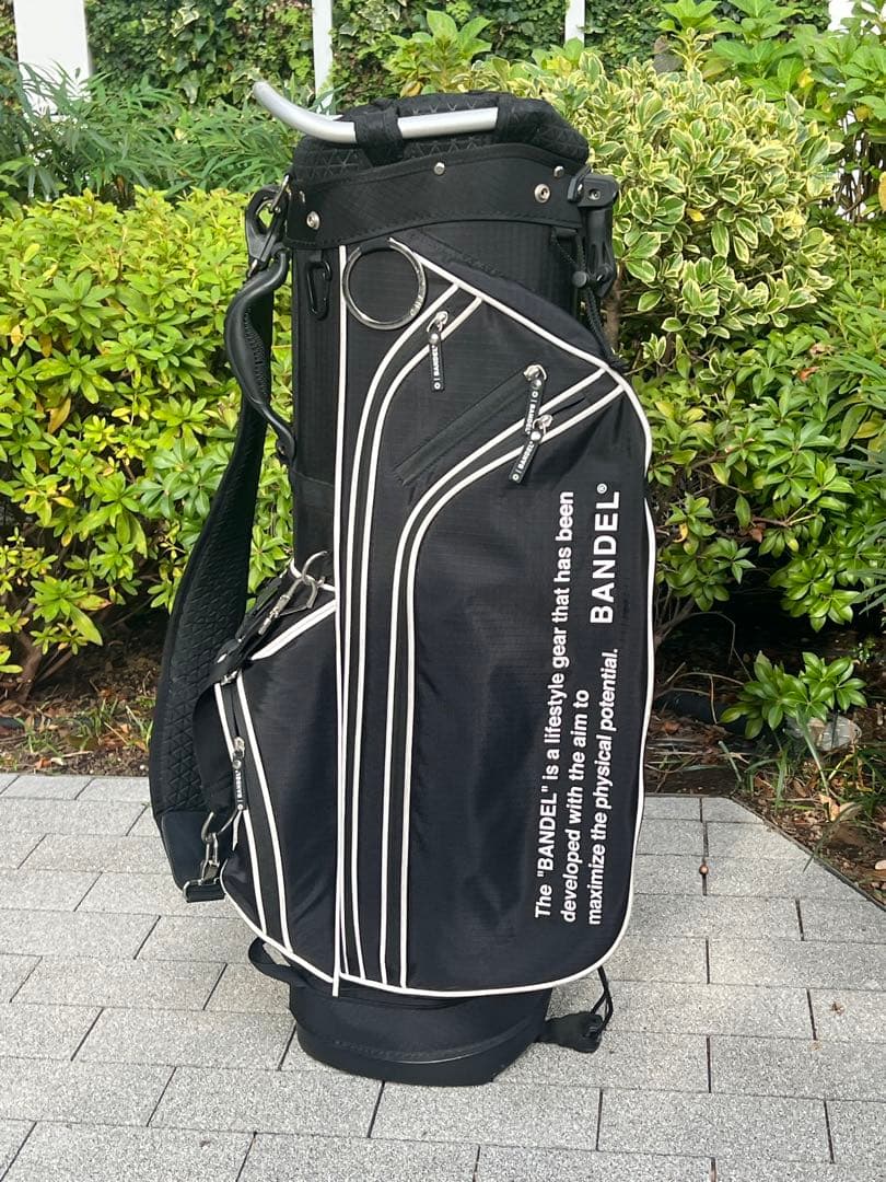 BANDEL バンデル　スタンド式キャディバッグ　ヘッドカバー4個セット