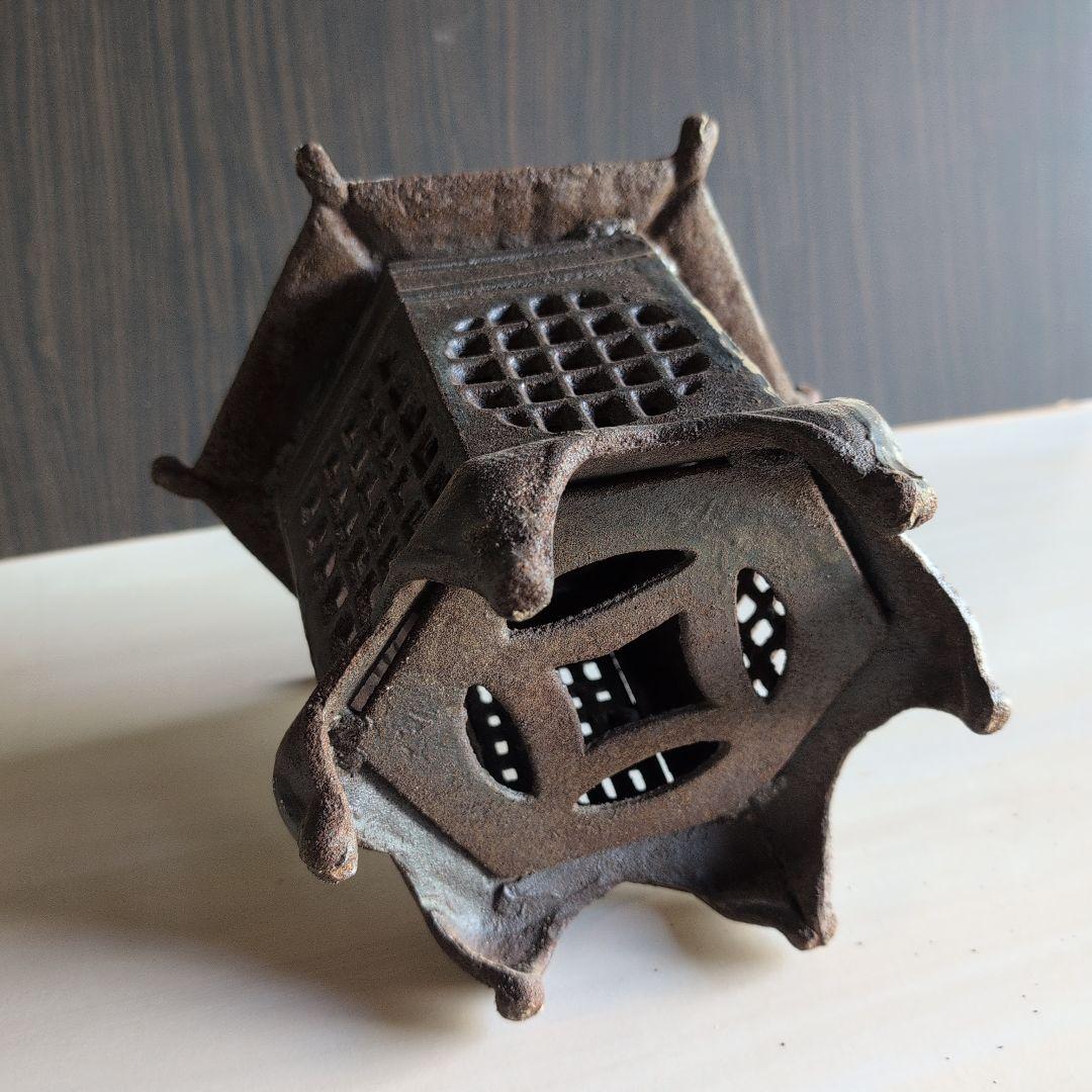 アンティーク灯籠　鉄製灯籠　レトロ