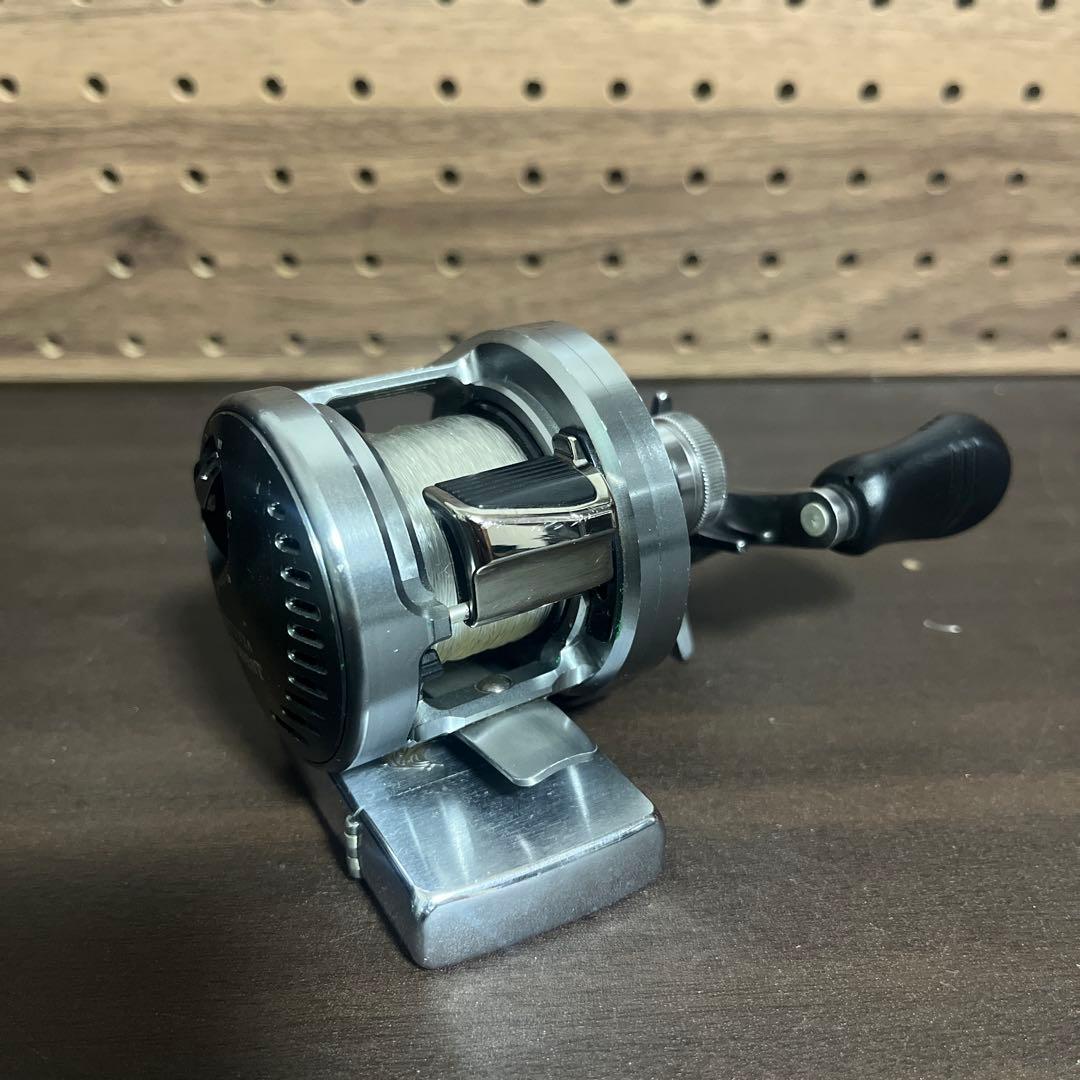 リール SHIMANO CALCUTTA CONQUEST DC200