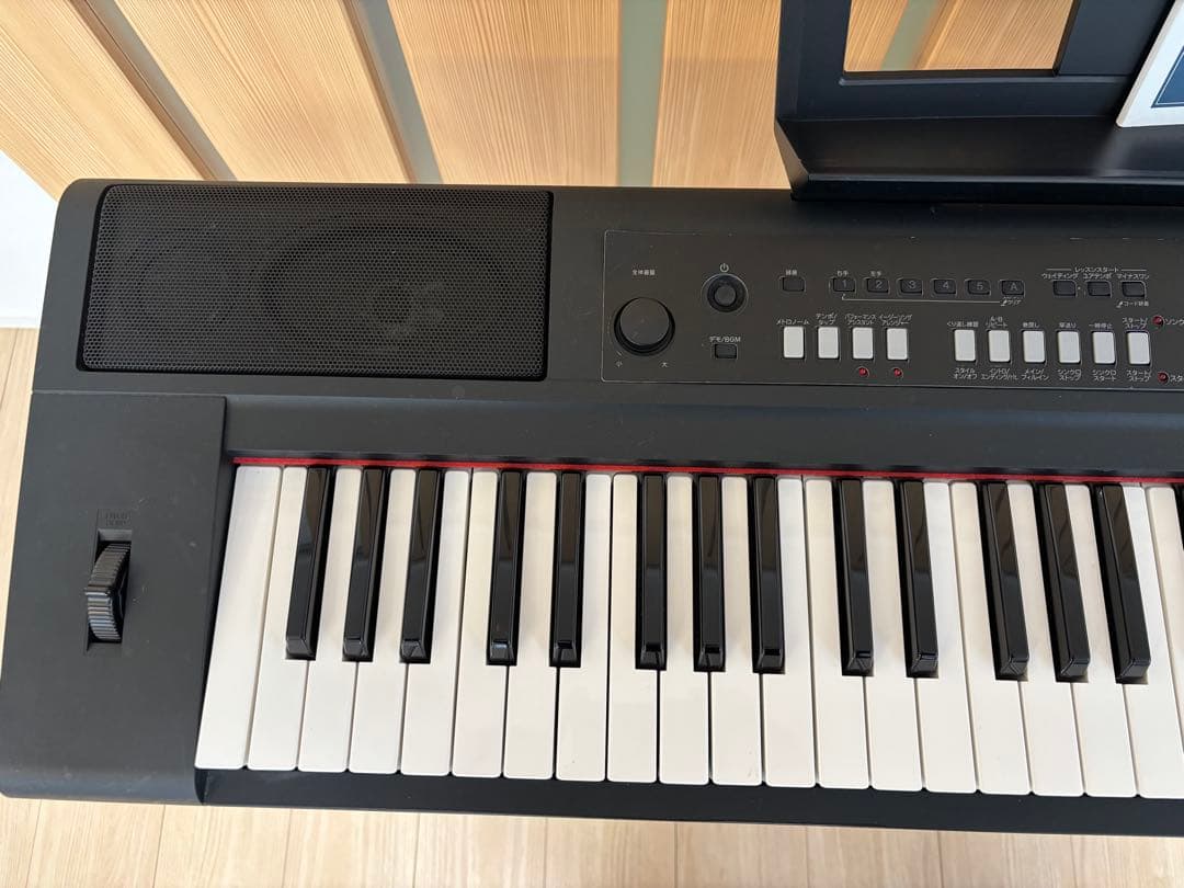 【美品】YAMAHA ヤマハ 電子ピアノ NP-V60 ピアジェーロ　76鍵盤