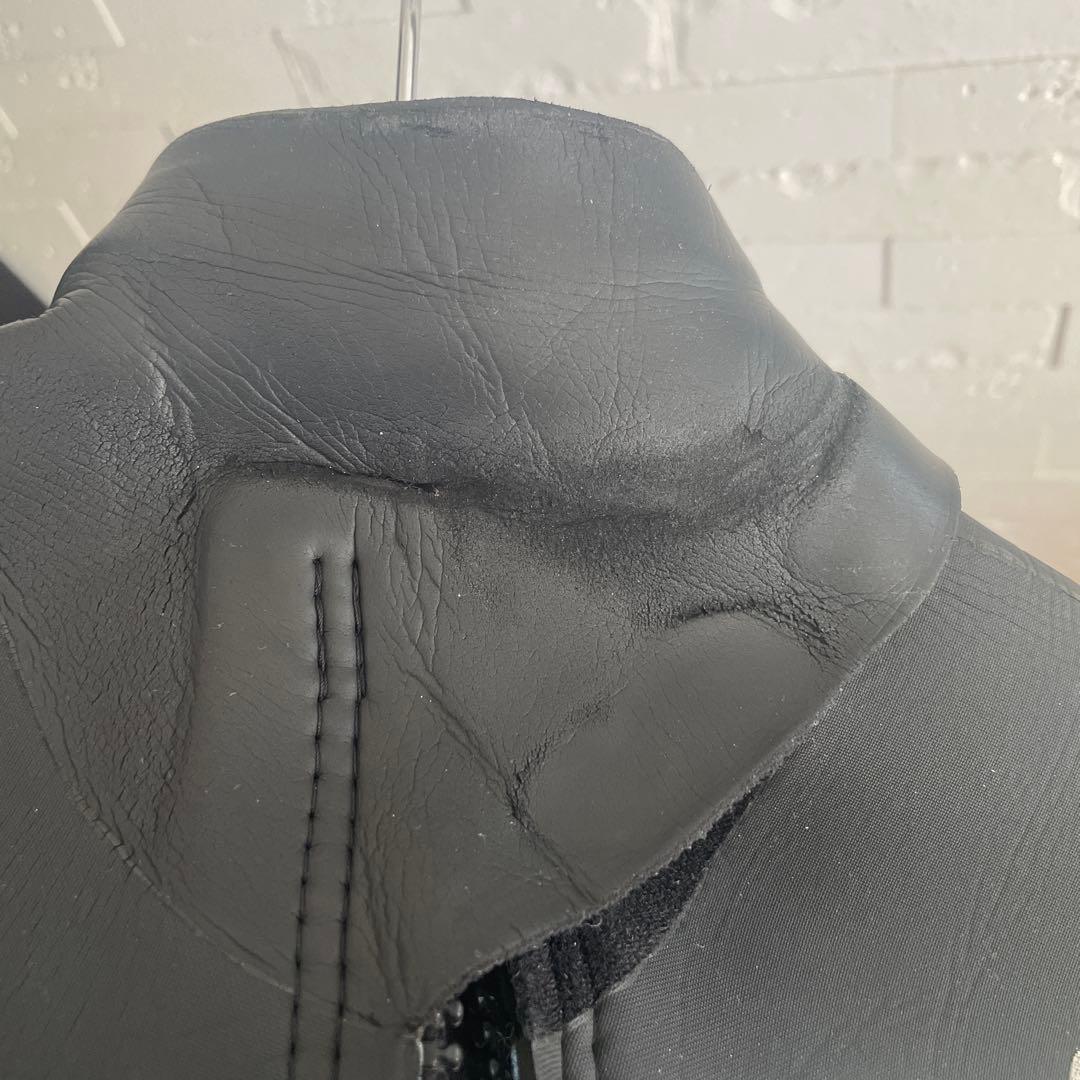 ブレイカーアウト　ウェットスーツ　フルスーツ