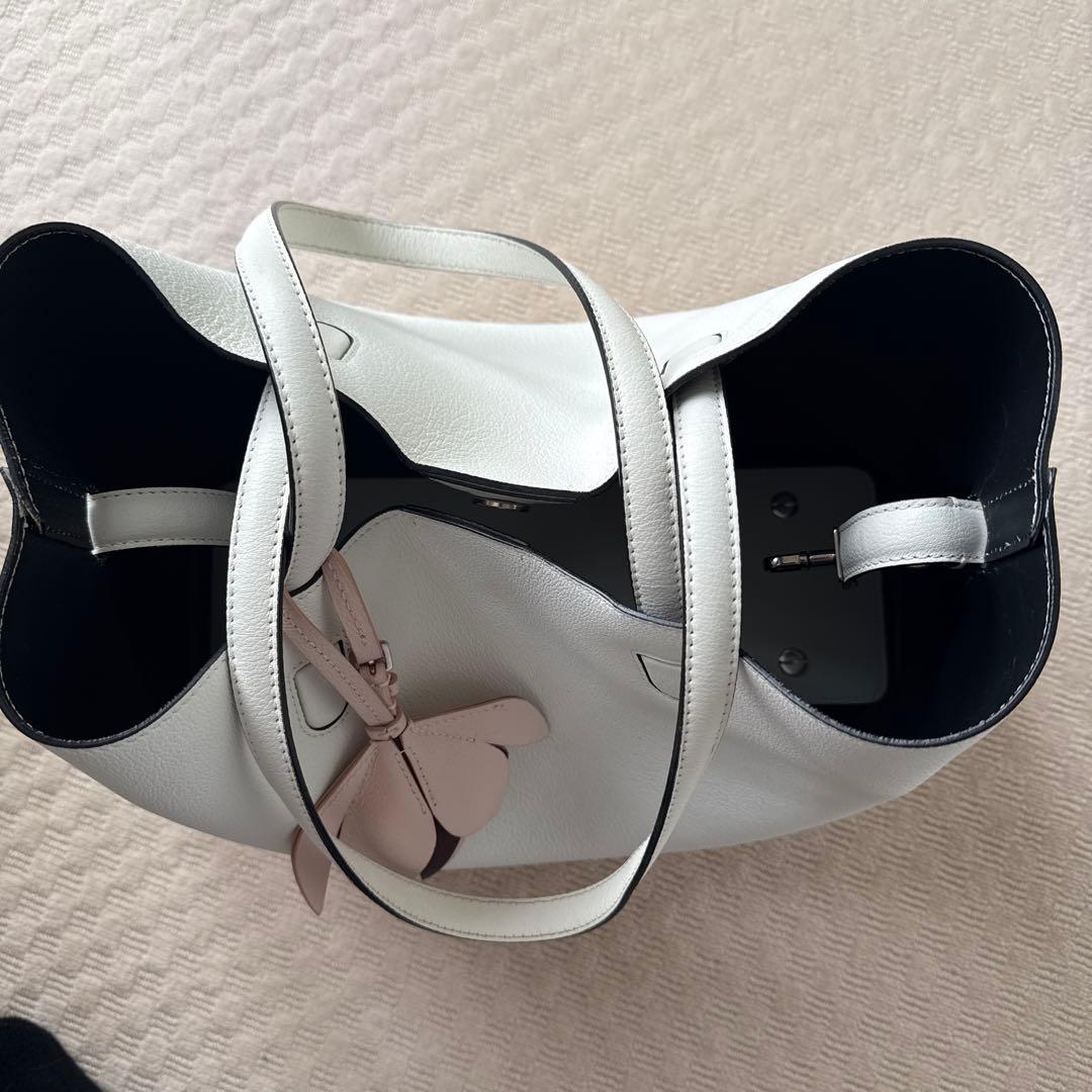 クリスチャンディオール