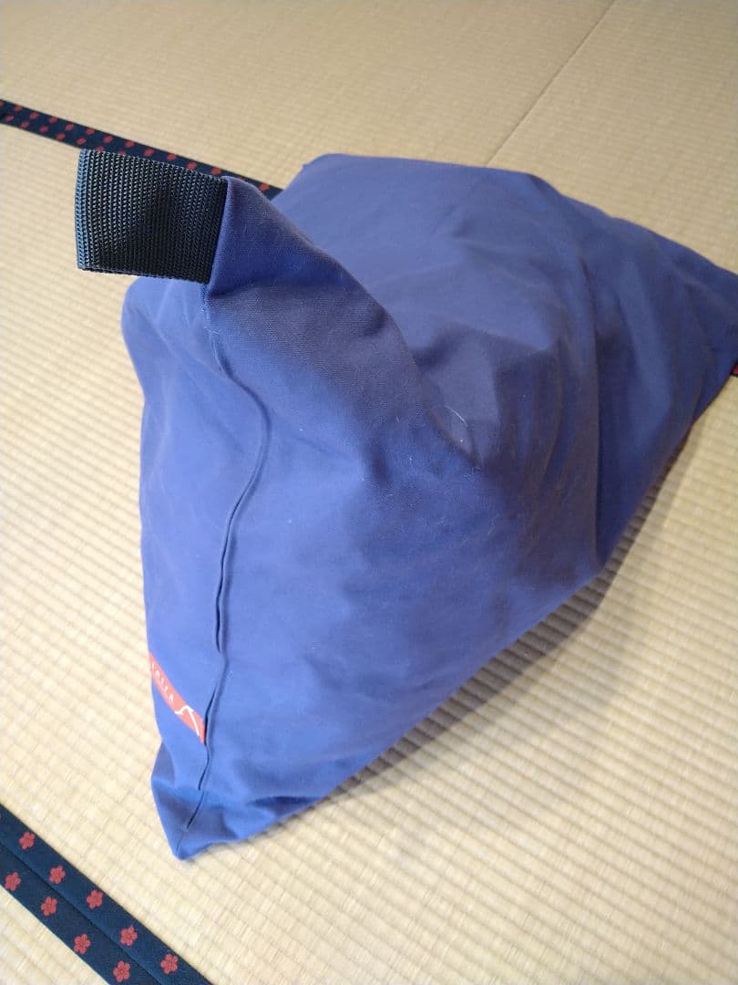 tetra ビーズクッション ネイビー