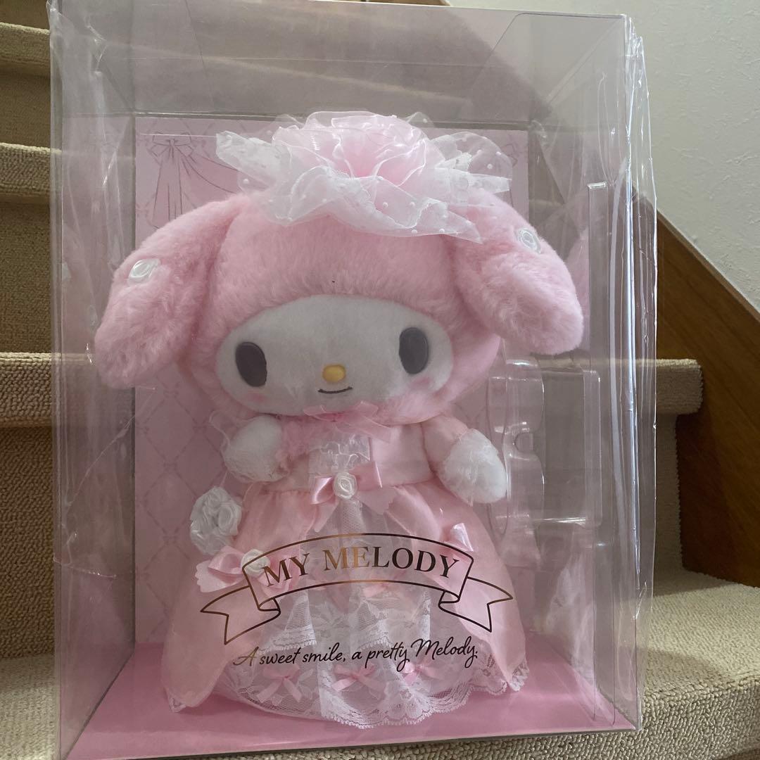 レディマイメロディ　マイメロ　バースデー　サンリオ　ぬいぐるみ