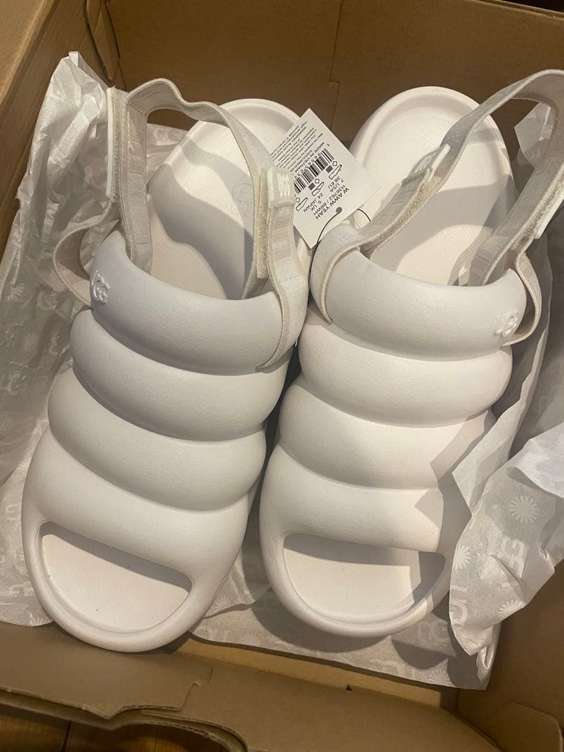 ugg アグ　aww yeah アーイヤー　24cm