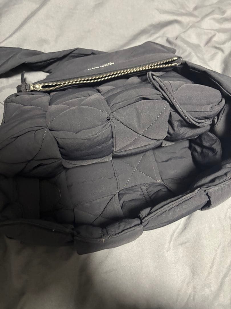 R*Y様 BOTTEGA VENETA カセットナイロンショルダーバッグ ブラッ