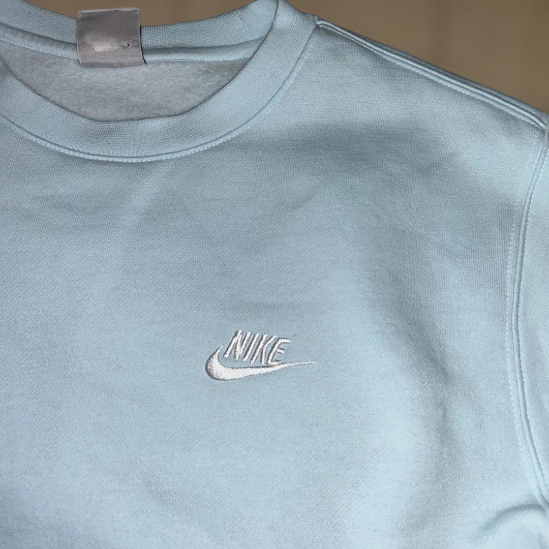 ✨大人気✨　NIKE水色トレーナー　専用外れました！お急ぎでお買い求めください！