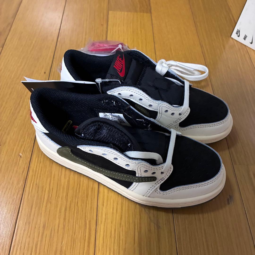 最終値下げ‼️LOWOGSPTD×TRAVIS SCOTT 18㌢