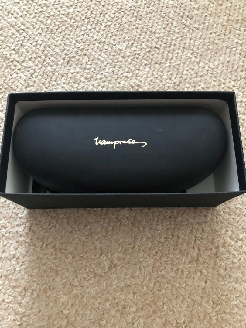 HYDE監修着用ぐるぐるサングラスファンクラブ 限定販売品　新品未使用