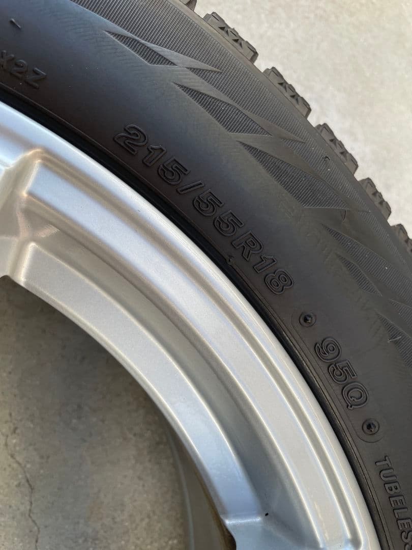 ボルボV60CC用スタッドレスタイヤとホイールのセット　1本売りです。