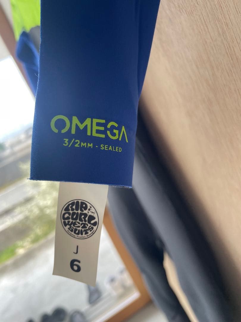 ウェットスーツ　新品　キッズ　 Rip Curl OMEGA サイズ6