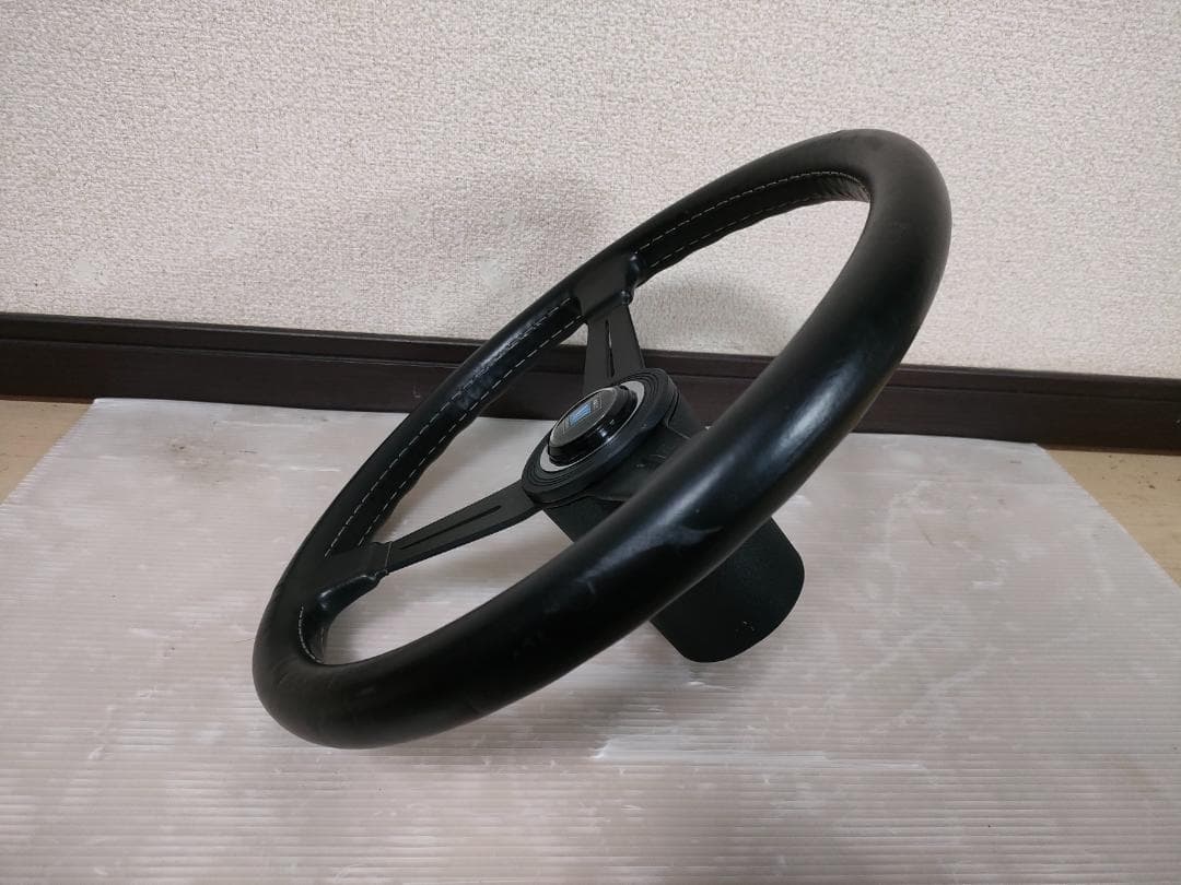 ナルディ/Nardi クラシック ステアリング 36cm/36φ ホーン付