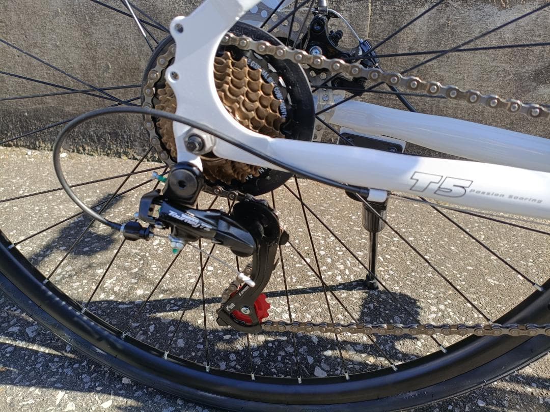 値下げ中！ACEXISクロスバイク シマノ21段変速 700×32C White