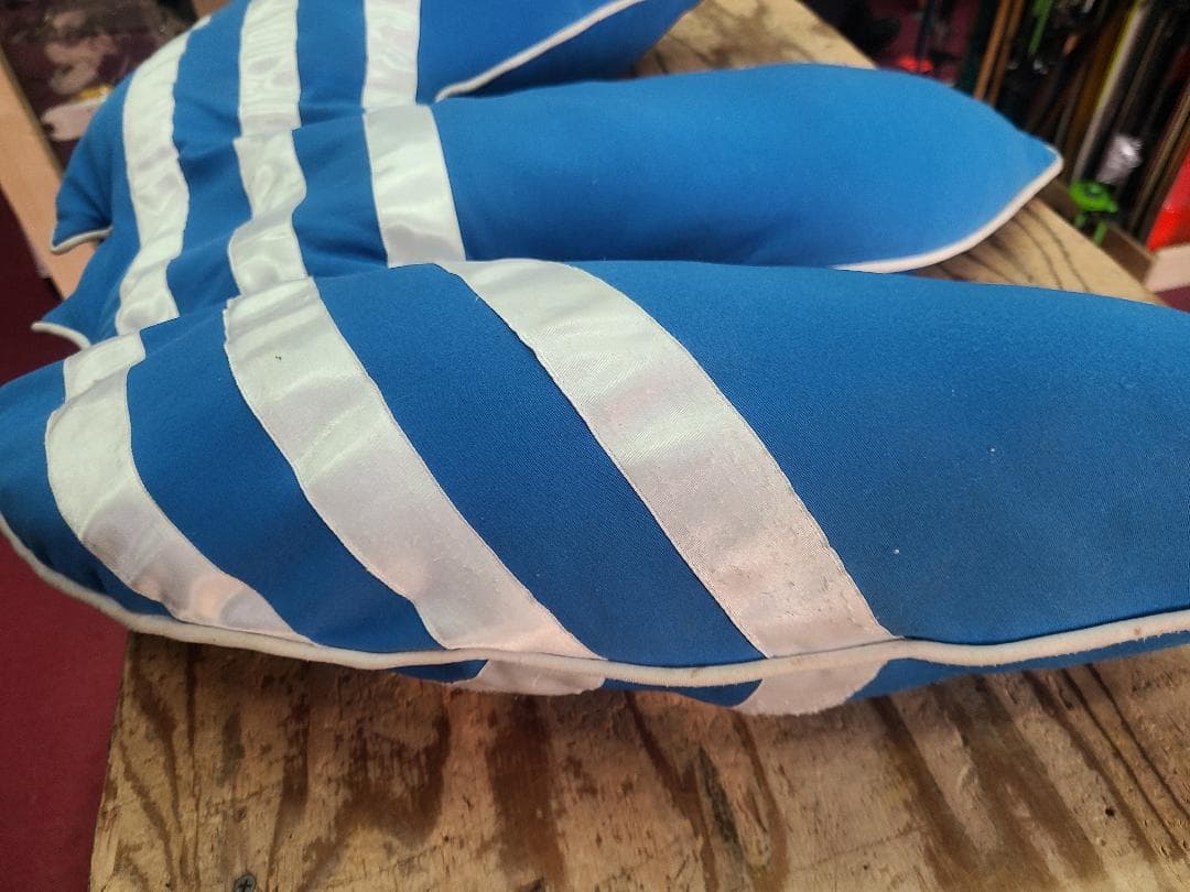 ADIDAS Y2K ヴィンテージ オリジナル ぬいぐるみ